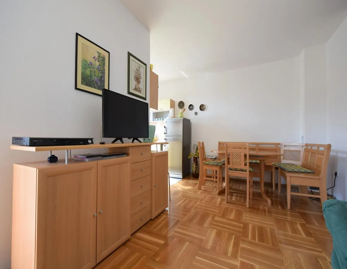 Apartments Horvat Malinska